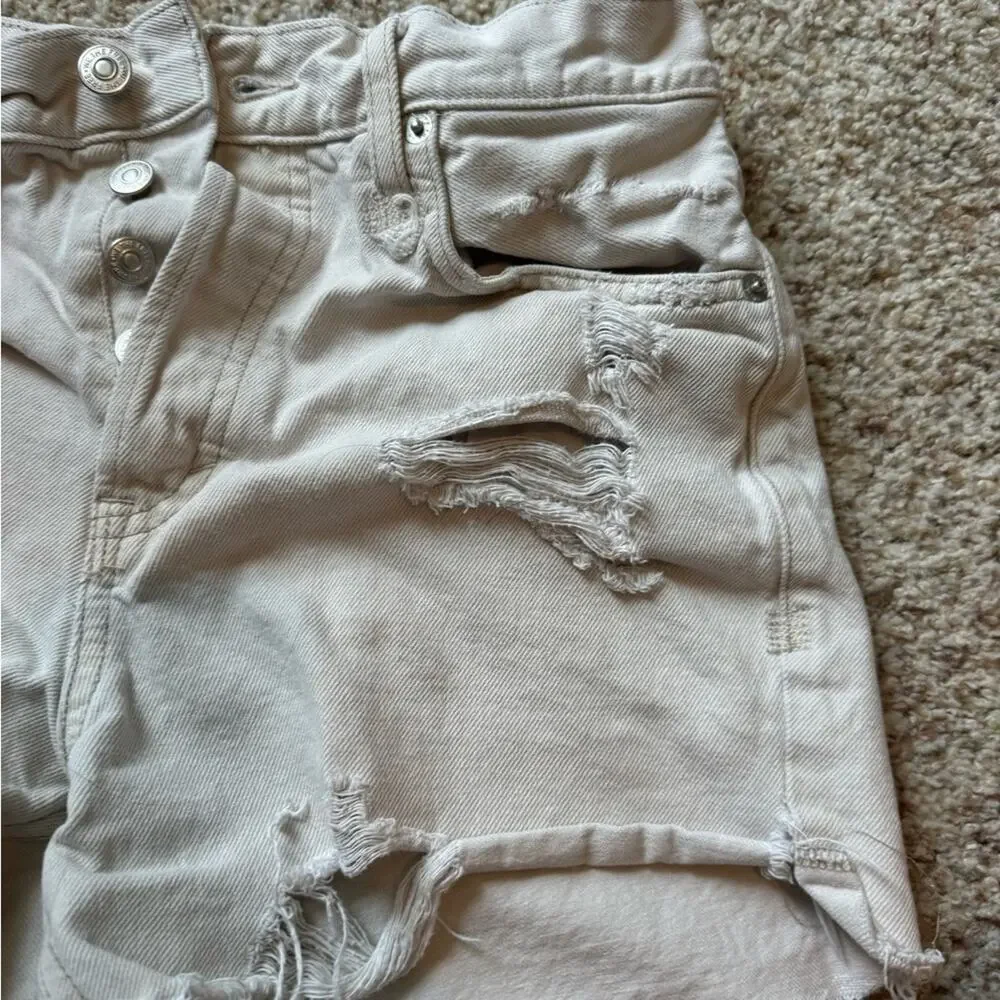 WE THE FREE shorts, size 25, button fly